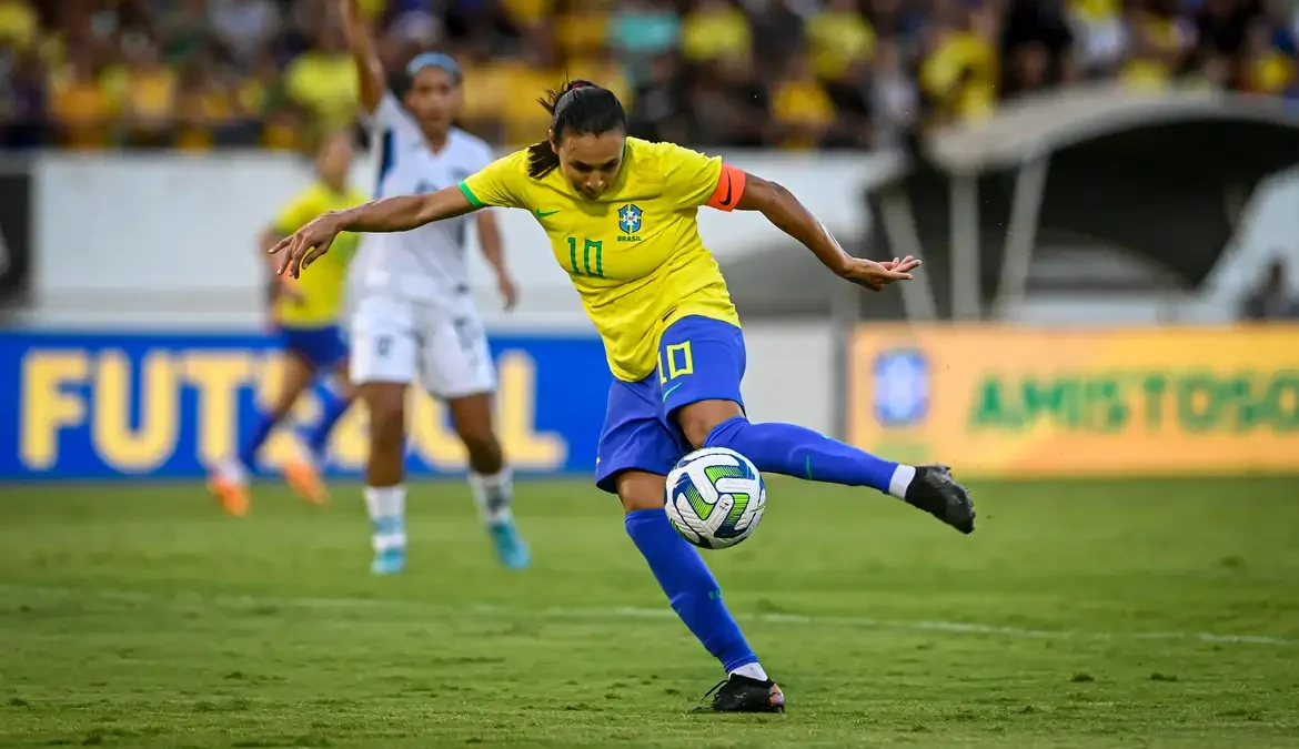 A seleção feminina goleou a Nicarágua por 4 a 0, na noite desta quarta-feira (6) na Fonte Luminosa, em Araraquara, em seu último