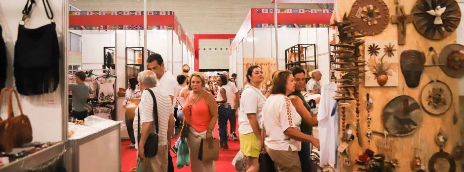 Com o tema “A Arte Naïf”, a feira, realizada no Expominas, em Belo Horizonte, no começo de dezembro, rendeu mais de R$ 1,2 milhão em vendas
