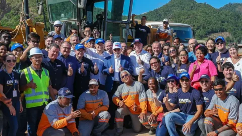 Lula promete momento de tranquilidade e crescimento econômico 4 Lula promete momento de tranquilidade e crescimento econômico