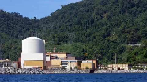Angra 1 volta a ser religada ao SIN, após parada para manutenção