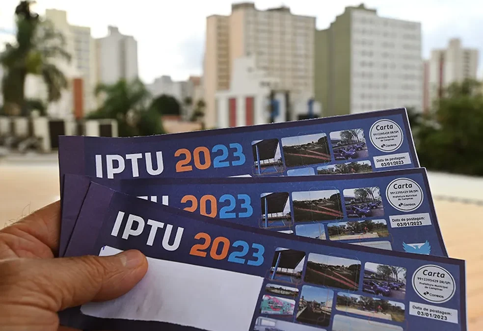 O ano de 2024 já vai começar trazendo uma boa notícia para contribuintes em relação ao Imposto Predial e Territorial Urbano (IPTU)