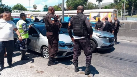 Tiroteio na véspera de Natal deixa nove feridos no Rio de Janeiro