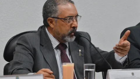 Comissão do Senado aprova redução de jornada sem corte no salário 2 Comissão do Senado aprova redução de jornada sem corte no salário