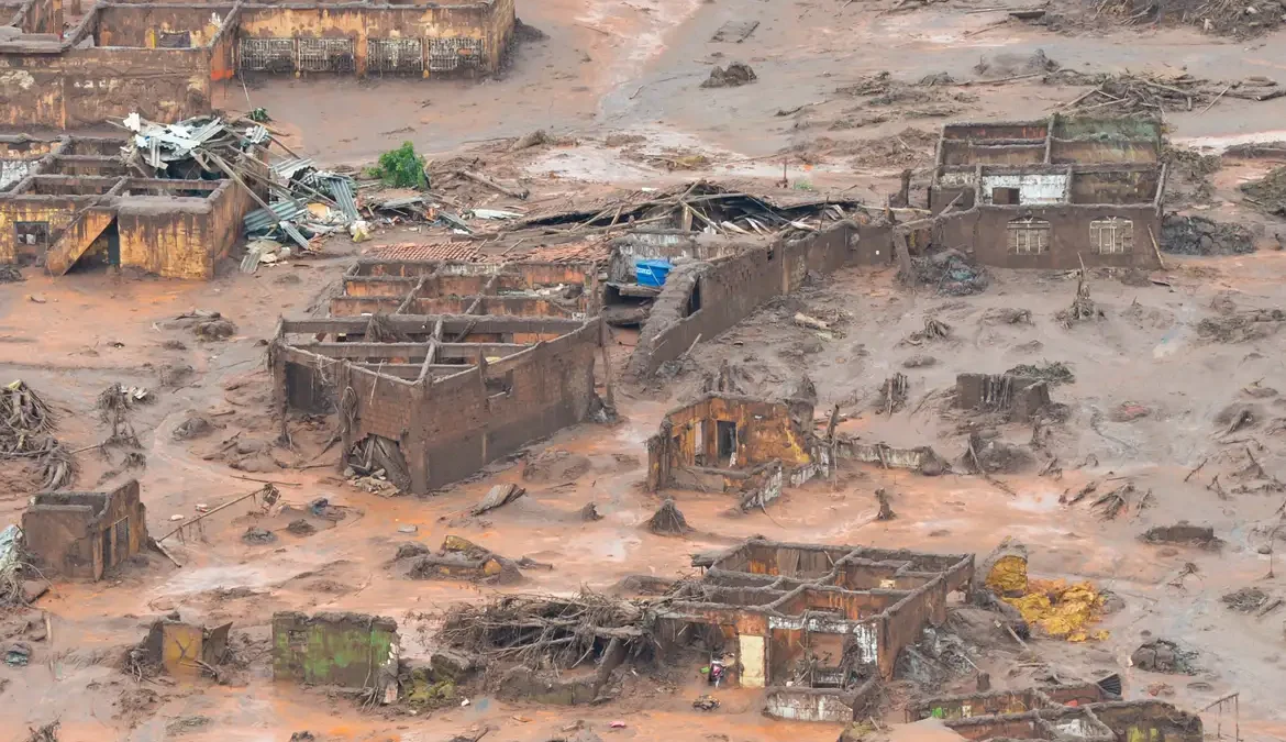 Caso Samarco: negociação para repactuar reparação esfria em 2023 1 A expectativa pela celebração de um novo acordo para reparar os danos causados pelo rompimento da barragem da mineradora Samarco não se