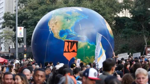 Fundo de perdas e danos é aprovado no primeiro dia da COP28 2 Fundo de perdas e danos é aprovado no primeiro dia da COP28