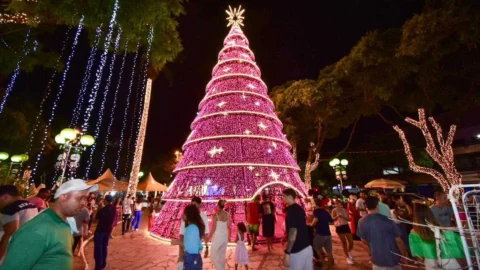Aberto o Natal Iluminado de Governador Valadares 2 Aberto o Natal Iluminado de Governador Valadares