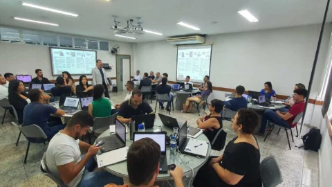 Servidores da Prefeitura participam de treinamento prático sobre Regularização Fundiária Urbana 2 Servidores da Prefeitura participam de treinamento prático sobre Regularização Fundiária Urbana