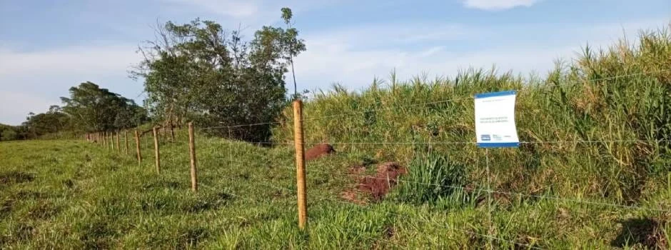 Com investimentos de R$ 2,4 milhões, Copasa finaliza cercamentos de nascentes no Pontal do Triângulo 1 A Companhia de Saneamento de Minas Gerais (Copasa) fecha o ano de 2023 concluindo o cercamento de 59 nascentes de água no Pontal