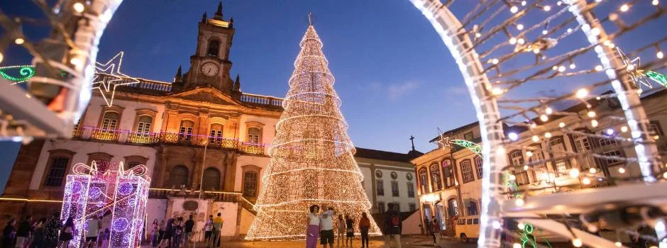 Natal de Ouro Preto, patrimônio cultural mundial, será de luz, cultura e religiosidades 1 Ouro Preto abre, nesta sexta-feira, 8/12, o seu Natal de Ouro Preto – Luz e História