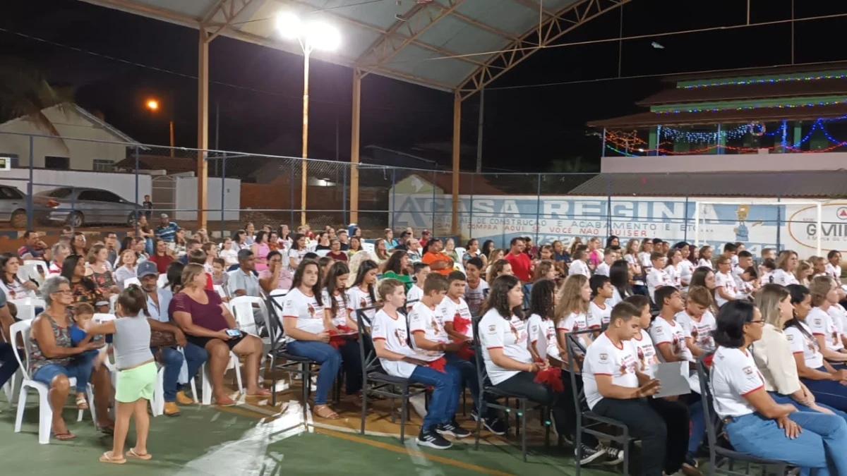 O público prestigiou a formatura e reconheceu o belo trabalho da Polícia Militar de Minas Gerais