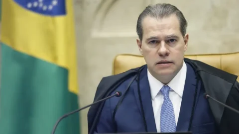 Toffoli suspende decisão do TCU e libera quinquênios a juízes federais