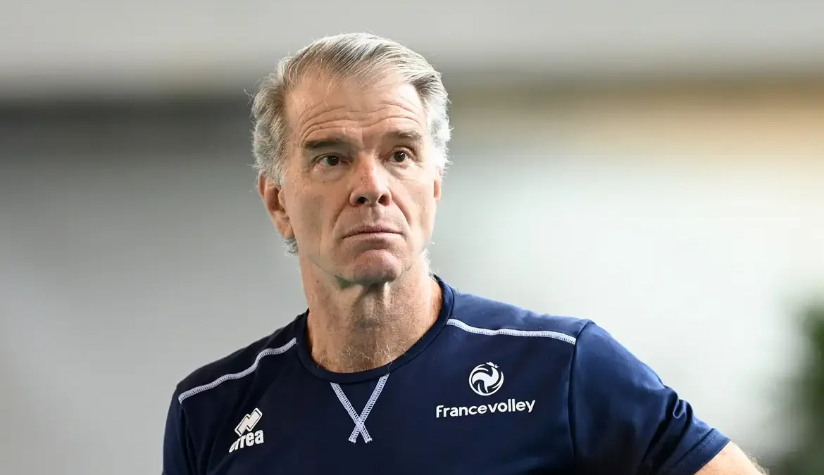 O técnico Bernardinho retornou ao comando da seleção brasileira de vôlei masculino