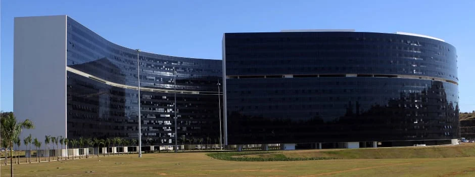 Servidores estaduais recebem complemento que assegura o Piso Nacional da Enfermagem a partir de 7/12 1 Na próxima quinta-feira (7/12), o Governo de Minas realizará o pagamento dos valores da complementação financeira para assegurar