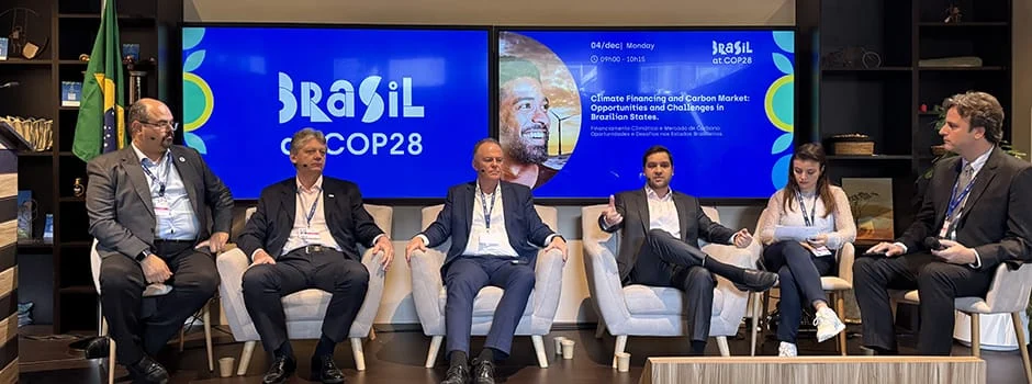 Minas e estados debatem financiamento de ações no enfrentamento à crise climática na COP28 1 O Governo de Minas apresentou suas experiências no financiamento de ações de combate às mudanças climáticas, nesta segunda-feira (4/12),