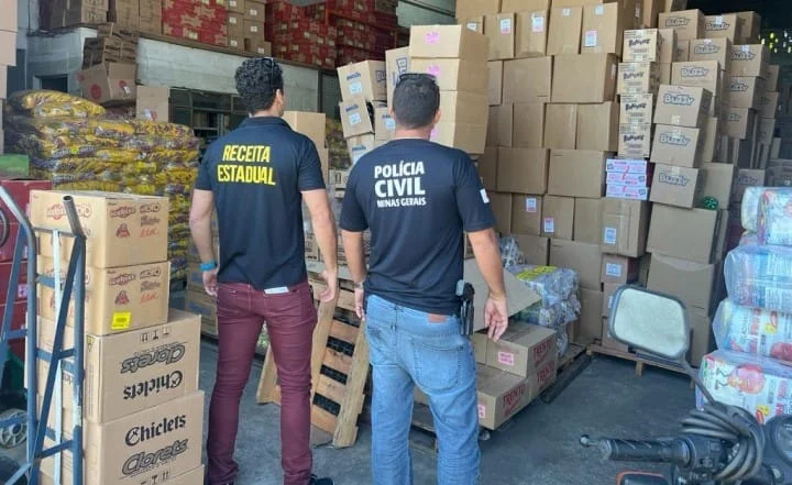 Distribuidoras de bebidas são alvo de operação da Receita Estadual e Polícia Civil em Minas 1 A Receita Estadual e a Polícia Civil de Minas Gerais (PCMG) deflagraram, na manhã desta terça-feira (12/12), a primeira fase da operação "E