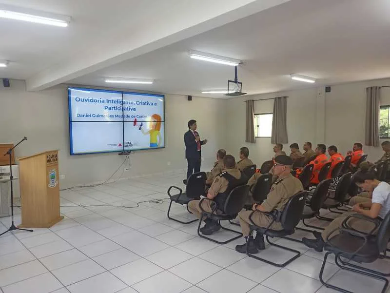 Ouvidoria-Geral do Estado realiza atendimento presencial em Poços de Caldas, no Sul de Minas 1 A Ouvidoria-Geral do Estado de Minas Gerais (OGE/MG) realizou mais uma ação do projeto Ouvidoria Móvel, desta vez no município de Poços