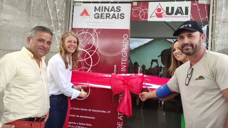Governo de Minas inaugura a décima unidade do Programa UAI Compartilha em Ouro Verde de Minas, no Vale do Mucuri 1 O Governo de Minas inaugurou, nesta sexta-feira (22/12), no município de Ouro Verde de Minas, no Vale do Mucuri, a décima unidade