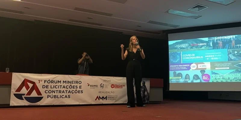 O papel estratégico das compras públicas foi o tema da palestra apresentada pela secretária de Planejamento da Seplag-MG, Luísa Barreto