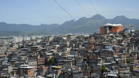 Programa do CNJ regulariza imóveis em comunidade do Rio de Janeiro