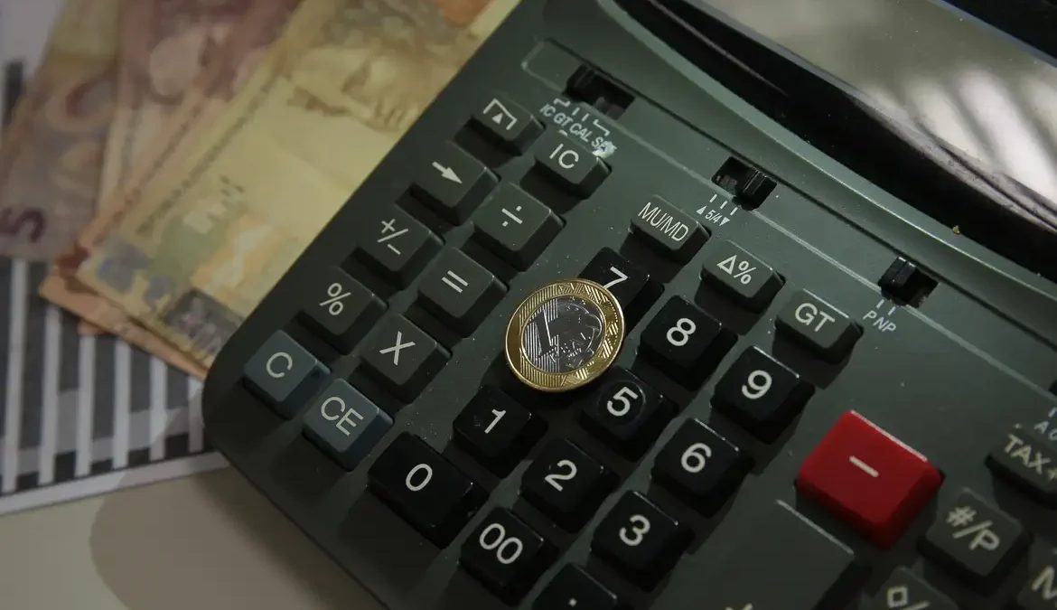 A classificação de risco por agências estrangeiras representa uma medida de confiança dos investidores internacionais na economia