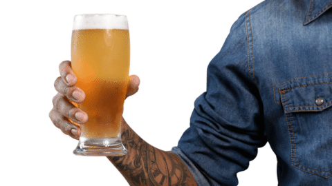 Dez por cento dos homens dirigem após consumirem bebidas alcoólicas, alerta Ministério da Saúde 7 Dez por cento dos homens dirigem após consumirem bebidas alcoólicas, alerta Ministério da Saúde