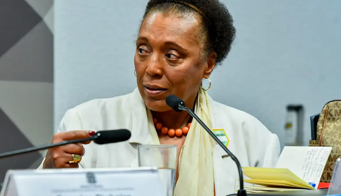 Lula nomeia Vera Lúcia como ministra substituta do TSE 1 O decreto de nomeação foi publicado em edição extra do Diário Oficial da União (DOU) deste sábado (23)