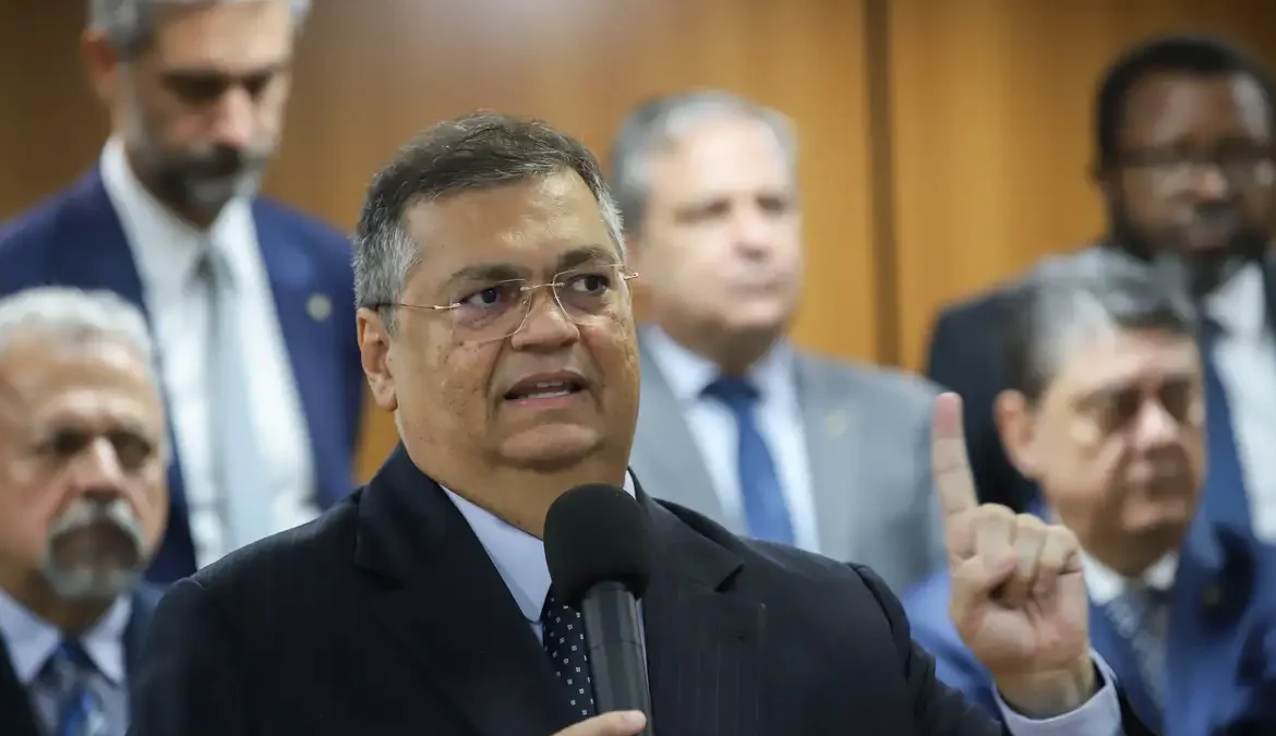 A informação foi antecipada nesta quinta-feira (21) pelo ministro Flávio Dino