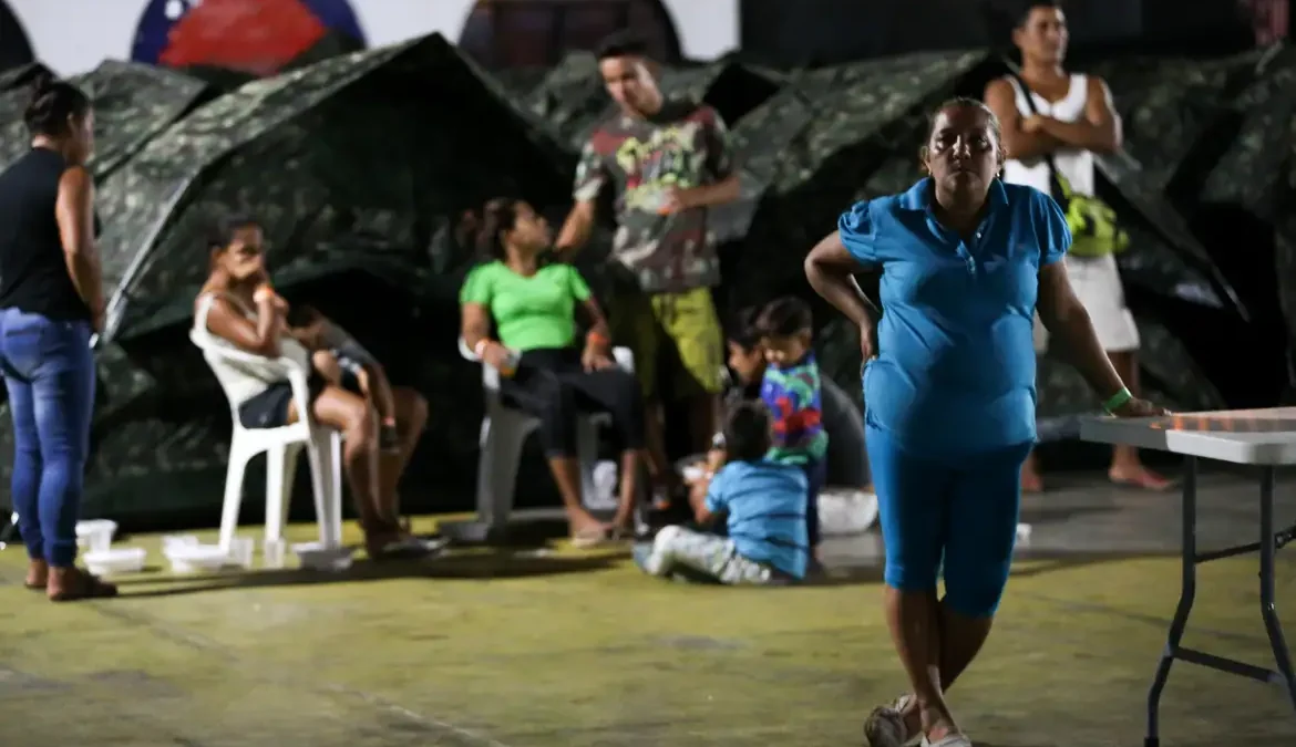 Aumenta o número de pedidos de refúgio feitos por mulheres ao Brasil 1 Em nove anos, mulheres e crianças representam a maioria dos imigrantes no Brasil