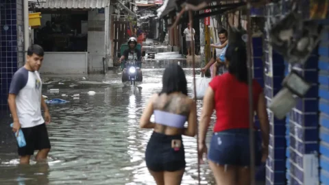 Maioria da população já sofreu com eventos climáticos extremos