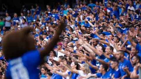 Cruzeiro soma ponto na rodada final do Brasileirão e garante seu retorno às competições continentais 2 Cruzeiro soma ponto na rodada final do Brasileirão e garante seu retorno às competições continentais