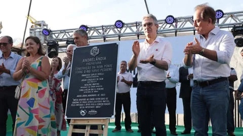 Governador vistoria obras de cidades das regiões Central e Sul de Minas
