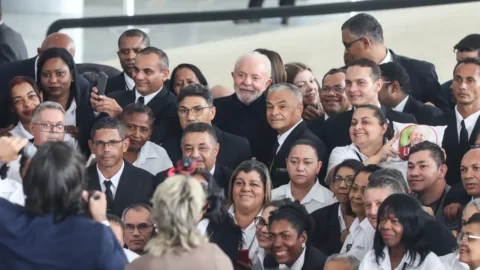 Lula concede recesso a terceirizados do Palácio do Planalto 7 Lula concede recesso a terceirizados do Palácio do Planalto