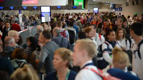 Principais aeroportos do país preveem movimento intenso no Natal