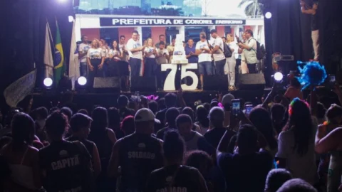 Lazer, shows, bolo de aniversário e anúncio de novas obras marcam comemoração dos 75 anos Coronel Fabriciano 9 Lazer, shows, bolo de aniversário e anúncio de novas obras marcam comemoração dos 75 anos Coronel Fabriciano