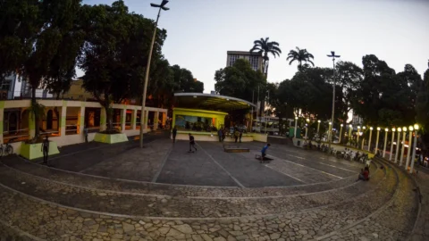 Domingo (14) tem Luau FJU na praça dos Pioneiros