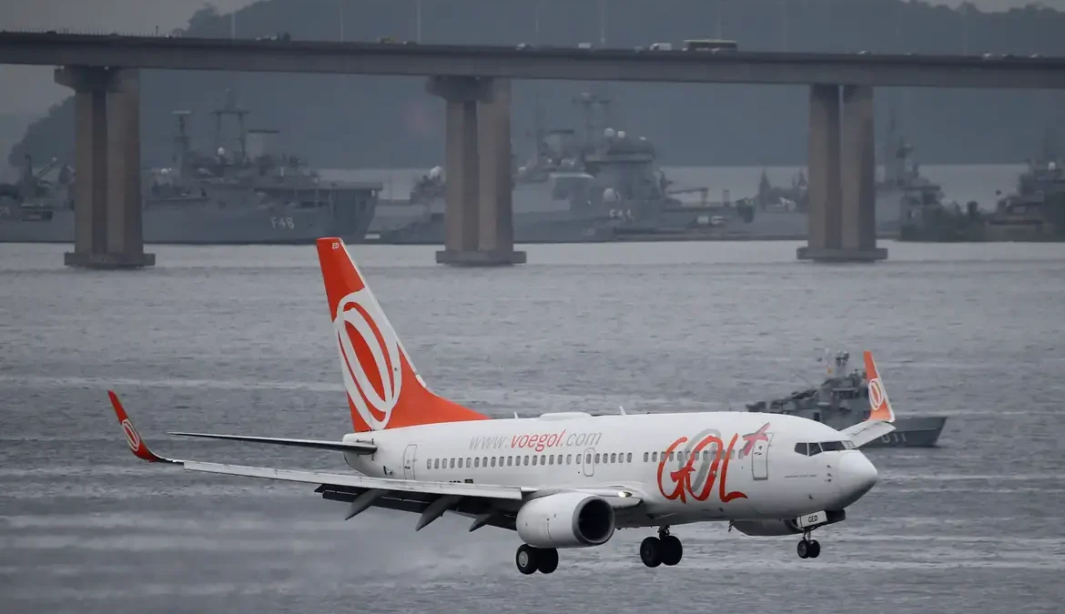 Gol entra com pedido de recuperação judicial nos Estados Unidos 1 A companhia aérea Gol anunciou nesta quinta-feira (25) que entrou com pedido de recuperação judicial nos Estados Unidos