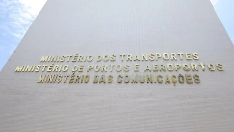 MCom institui Mesa Setorial de Negociação Permanente com os servidores