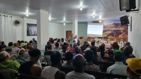 Regulariza Manhuaçu avança e chega ao bairro Santa Terezinha