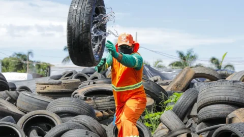 Militares recebem treinamento para combate à dengue no DF