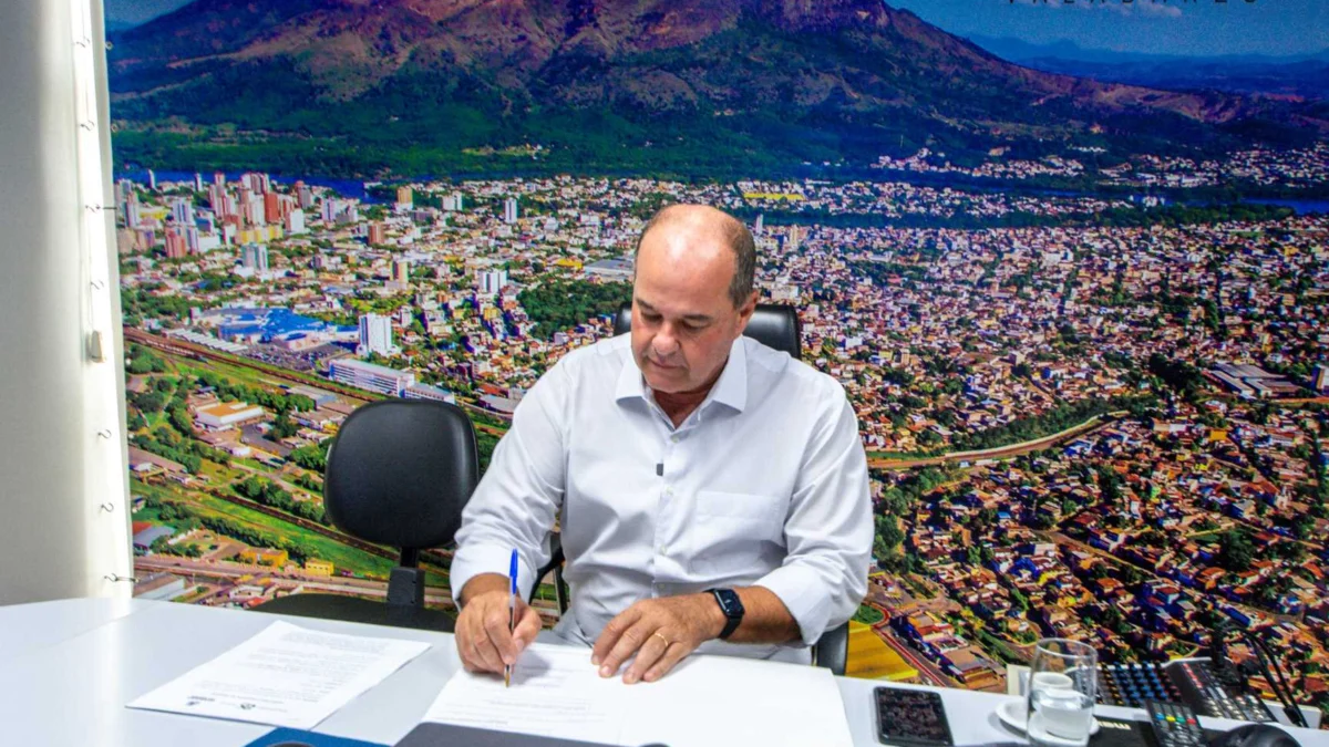 Prefeito André Merlo sanciona lei que dá nome às novas rampas do Pico da Ibituruna