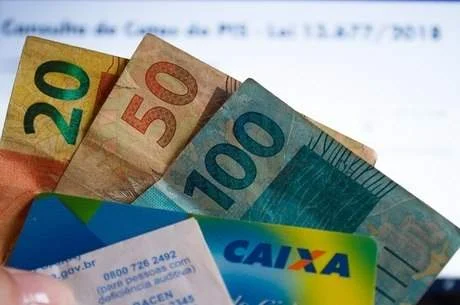 A partir de 15 de fevereiro, a Caixa começa a pagar o abono salarial do calendário 2024, referente ao ano-base 2022
