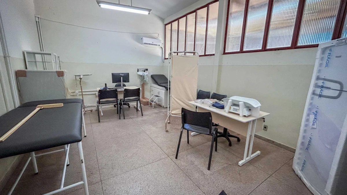 TAC firmado com a CENIBRA garante móveis e equipamentos para 21 UBSs de Ipatinga 1 As UBS’s receberam móveis como armários e cadeiras, balanças, bebedouros, biombos, cadeiras de rodas, centrais de nebulização, kits