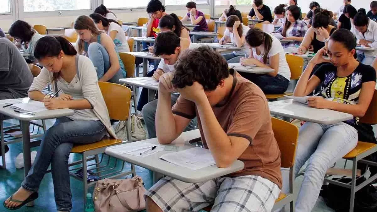 Concurso unificado oferece 692 vagas para nível médio 1 O oitavo bloco temático do Concurso Nacional Unificado traz 692 vagas de nível intermediário