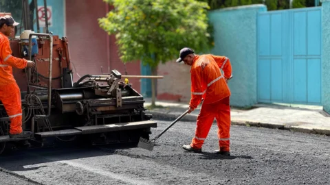 Iniciadas obras de asfaltamento pelo bairro Canaã, em Ipatinga 3 Iniciadas obras de asfaltamento pelo bairro Canaã, em Ipatinga