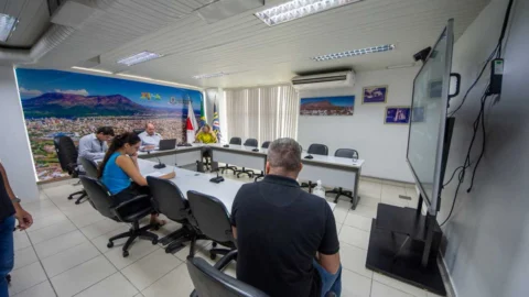 Prefeito André Merlo mobiliza Fórum de Prefeitos diante de indignação sobre impasse com o acordo de Mariana 4 Prefeito André Merlo mobiliza Fórum de Prefeitos diante de indignação sobre impasse com o acordo de Mariana