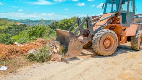 Ipatinga Unida pela Limpeza já recolheu mais de 435 toneladas de entulhos nesta semana 2 Ipatinga Unida pela Limpeza já recolheu mais de 435 toneladas de entulhos nesta semana