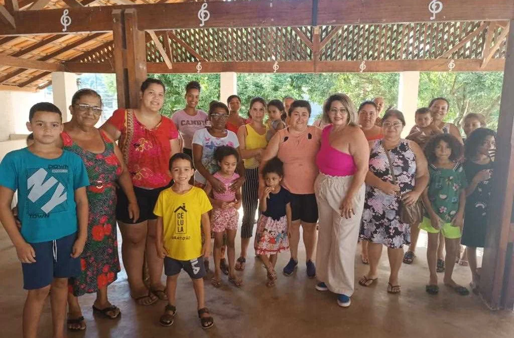 Nos encontros são discutidos os mais variados temas, principalmente aqueles demandados pelo grupo