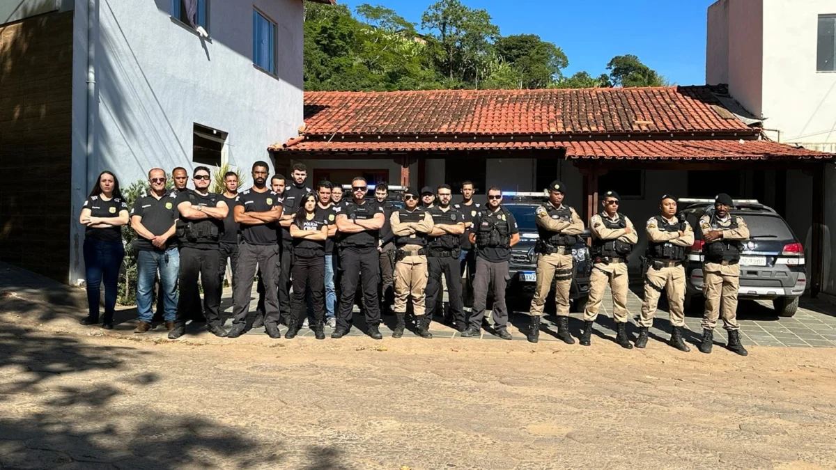 A ação, coordenada pela Delegacia de Polícia em Peçanha, contou com o apoio das Delegacias de Guanhães, São João Evangelista, Virginópolis