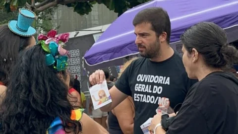 Ouvidoria Móvel realiza ação no primeiro dia de Carnaval em Belo Horizonte 9 Ouvidoria Móvel realiza ação no primeiro dia de Carnaval em Belo Horizonte