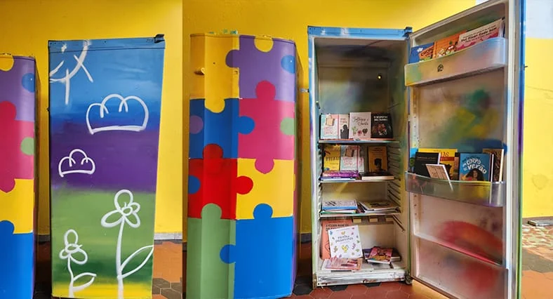 As geladeiras idealizadas pela jornalista e escritora Zana Ferreira conservam uma literatura quente e com fortes emoções